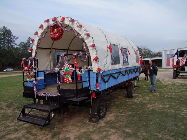 MCTRA-Christmas-Ride-12-10-2011-013.JPG