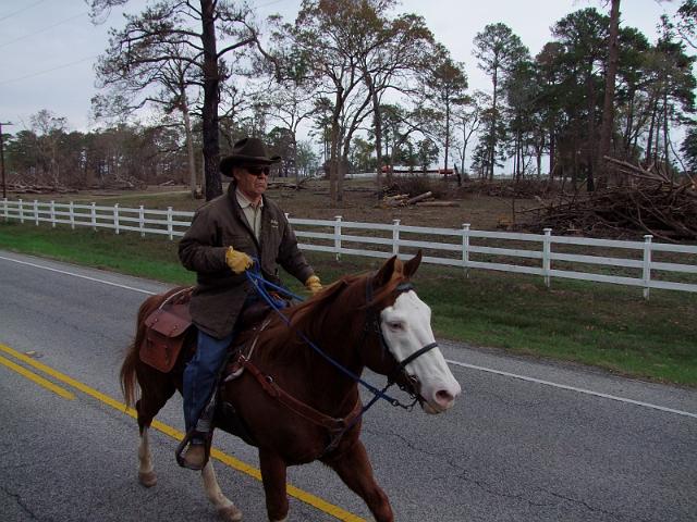 MCTRA-Christmas-Ride-12-10-2011-028.JPG
