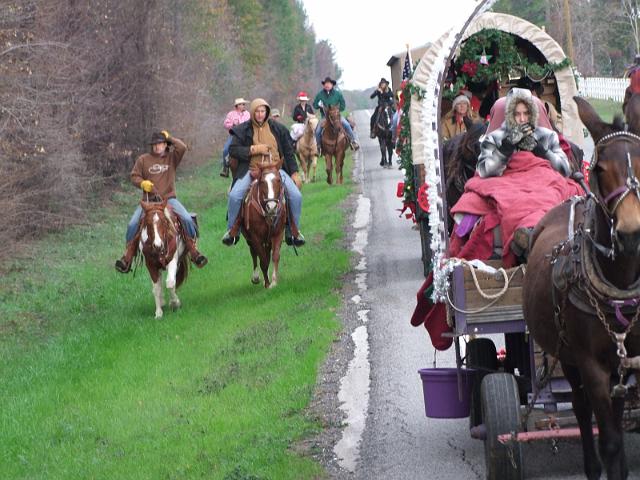 MCTRA-Christmas-Ride-12-10-2011-031.JPG